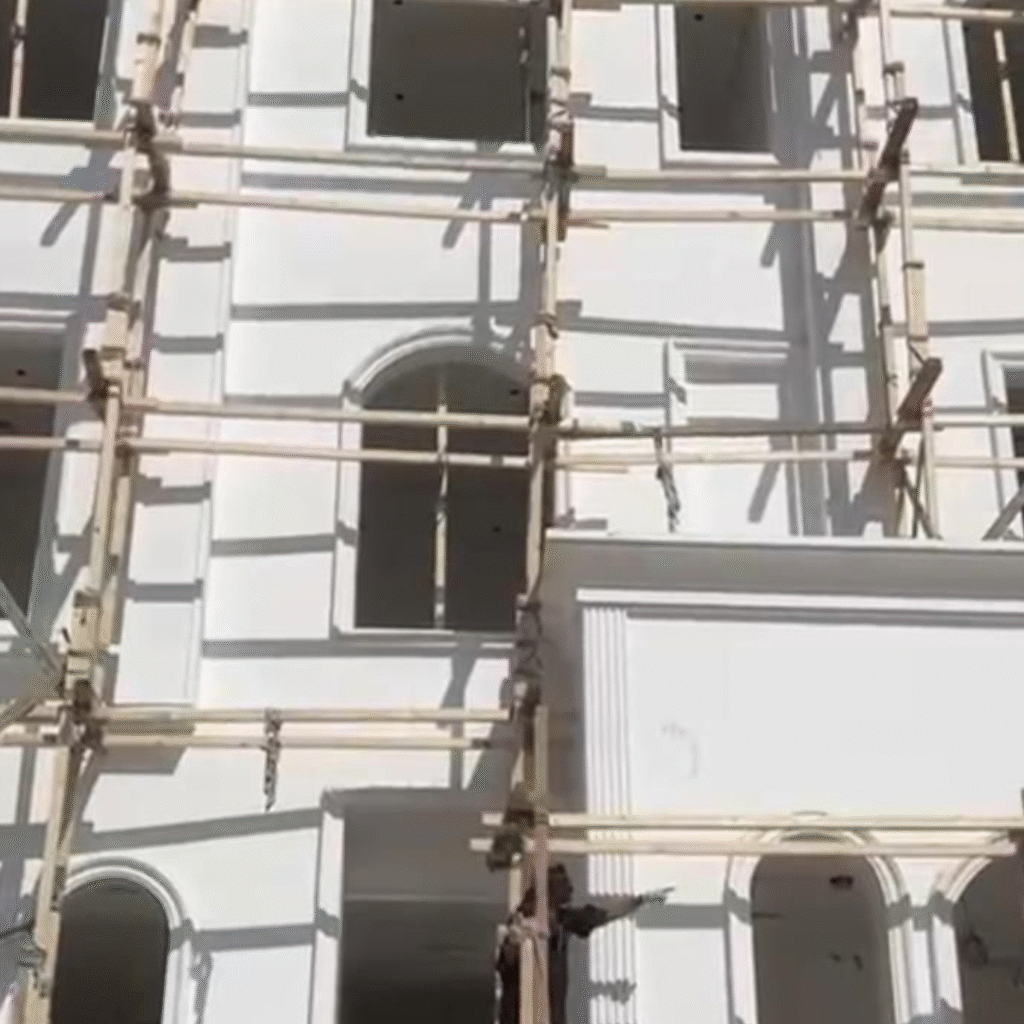 أبو شاكر لتركيب السقالات في الكويت